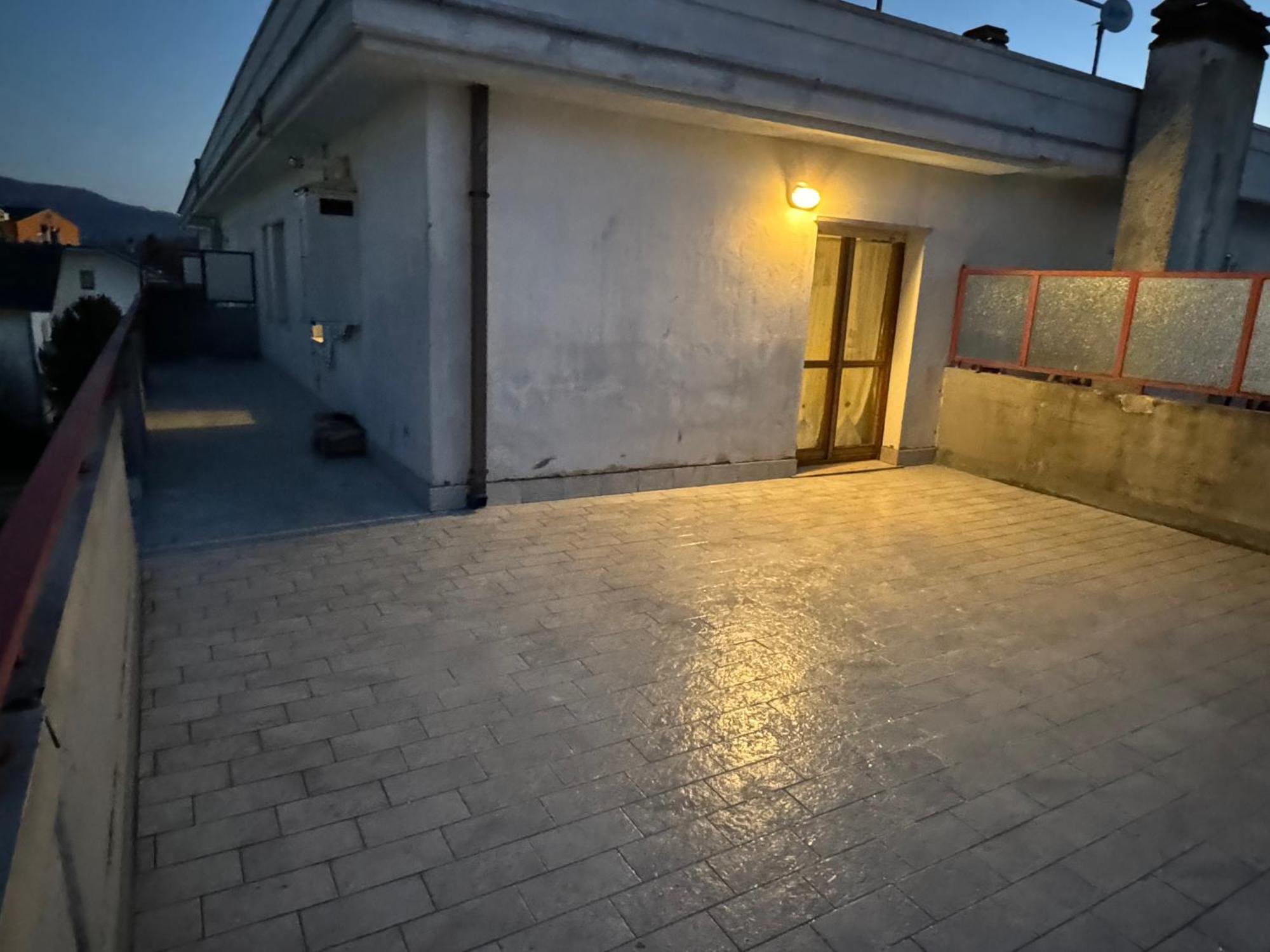 Attico - Terrazza Su Castello Apartman Castel di Sangro Kültér fotó