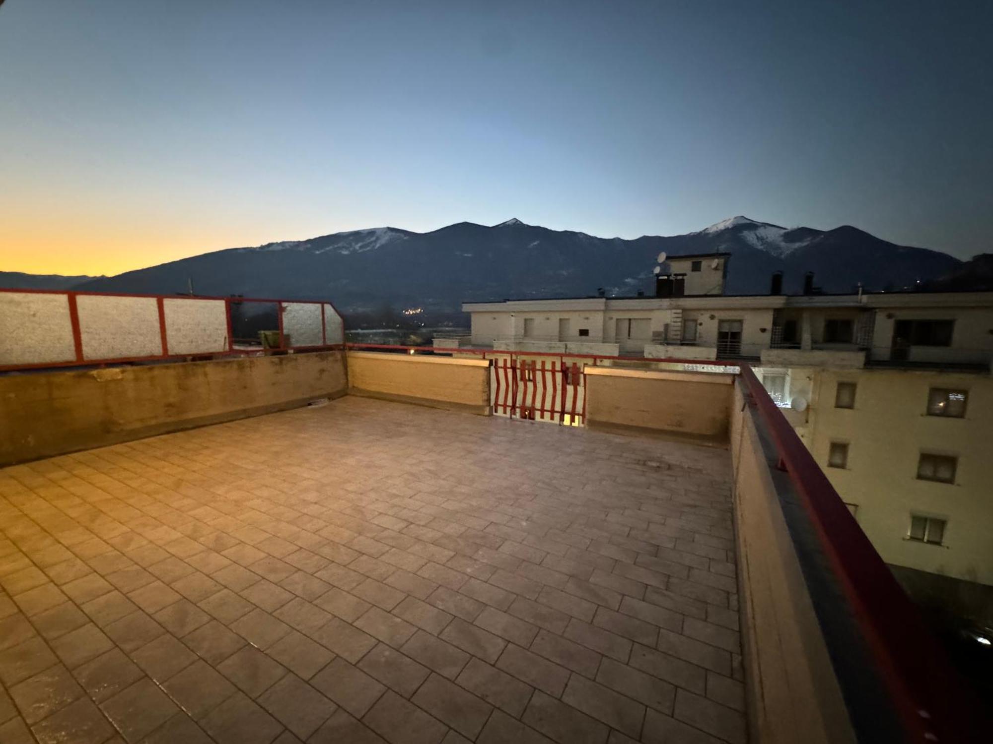 Attico - Terrazza Su Castello Apartman Castel di Sangro Kültér fotó